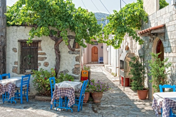 rue village crete